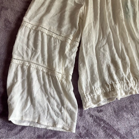 Maurices Clip Dot Smocked Off The Shoulder Top size L - Picture 3 of 6